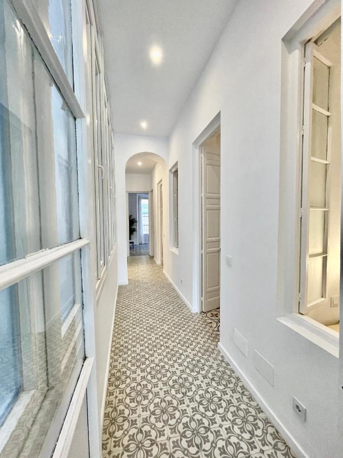 Picasso'S Tres Puertas 4 Bedrooms Малага Екстериор снимка