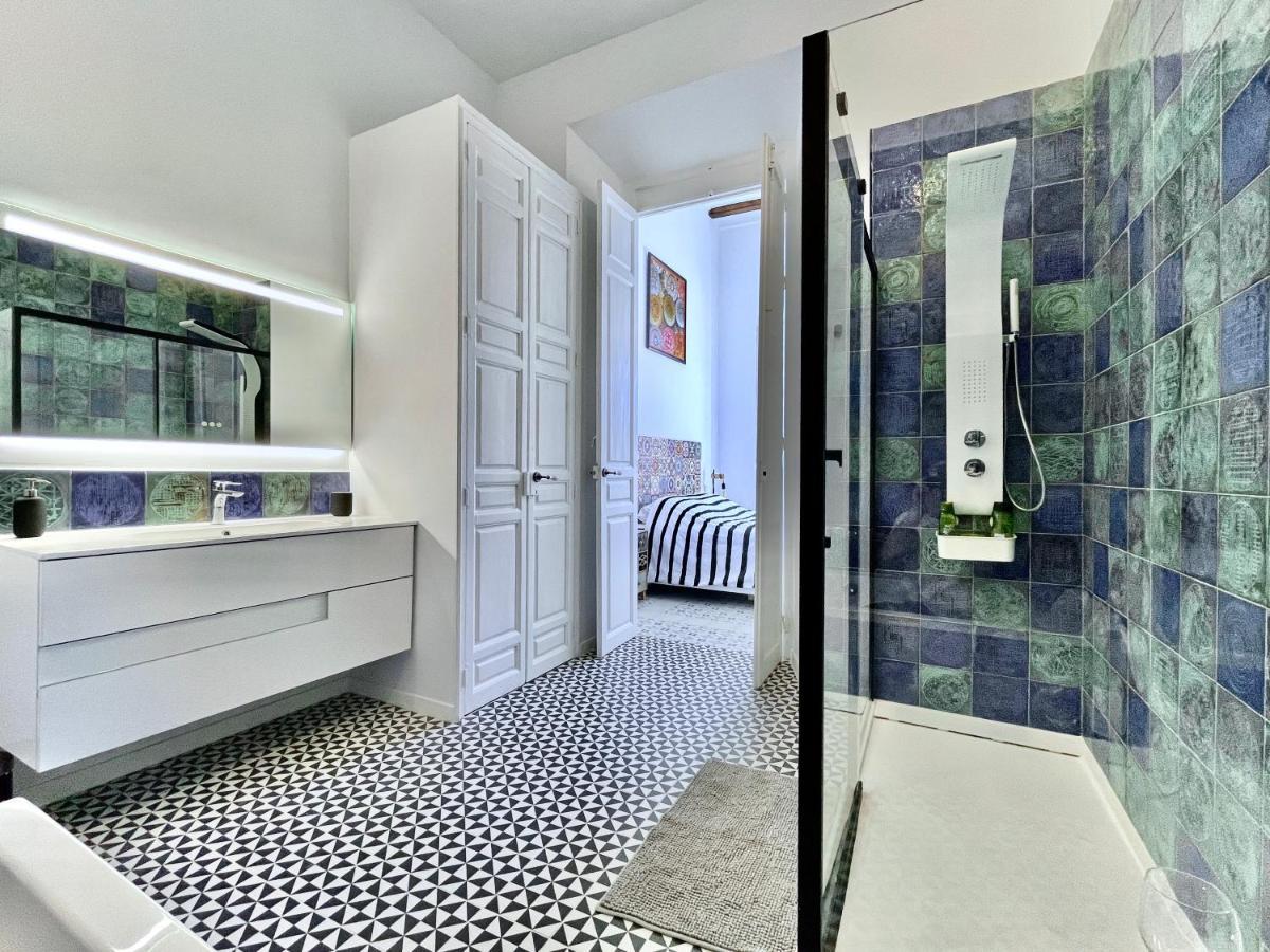 Picasso'S Tres Puertas 4 Bedrooms Малага Екстериор снимка